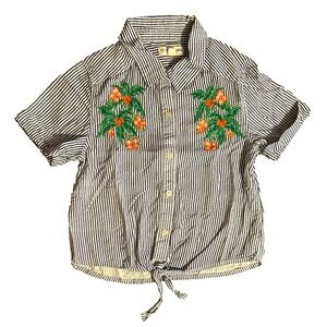 Tucker + Tate Blouse with Embroidery size 8